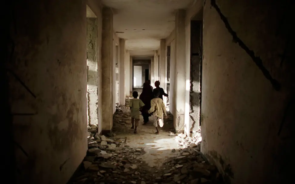 Somalia: Children in arms