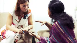 Sandra Thier auf Projektreise in Bangladesch. © Steven Pan/UNICEF/RTLII Sandra Thier auf Projektreise in Bangladesch. © Steven Pan/UNICEF/RTLII