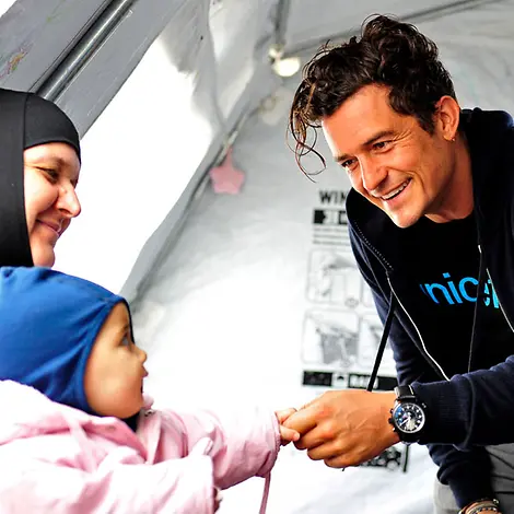 Orlando Bloom 2015 in einem "Kinderfreundlichen Ort" in Mazedonien. | © UNICEF/Georgiev Orlando Bloom 2015 in einem "Kinderfreundlichen Ort" in Mazedonien.