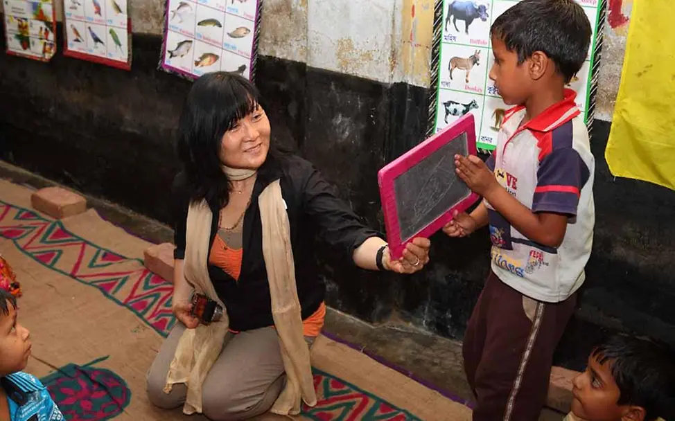 Bangladesch: Lernen für Kindergartenkinder | © UNICEF/Kiron Bangladesch: Lernen für Kindergartenkinder