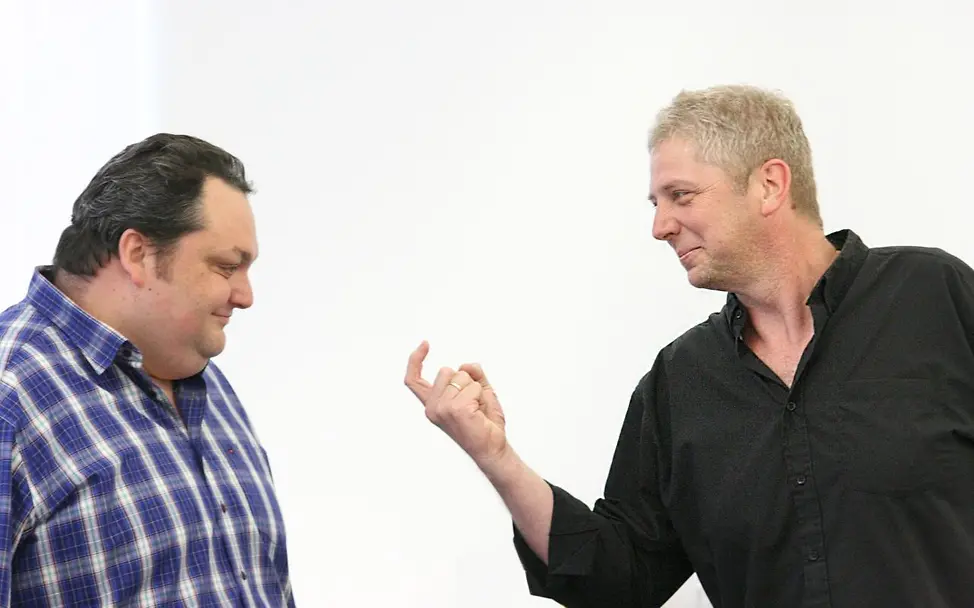 Frage 5 - Ralf Koch und Muharrem Kural Einsatz für UNICEF - Koch und Kural