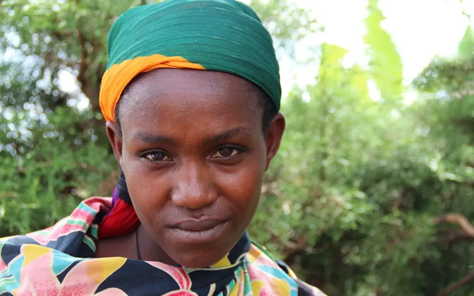 Anastasie lernt, Kinderkrankheiten rechtzeitig zu erkennen und vorzubeugen. Burundi Gesundheit Engagement (© UNICEF/Kristina Müller)