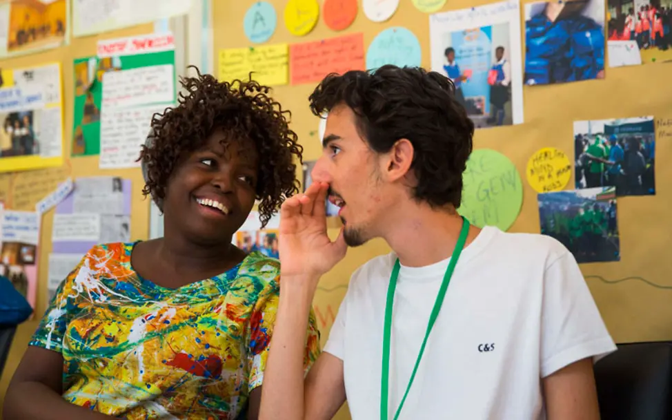 Team Südafrika und Team Italien im Austausch. | © Gero Breloer J7 reloaded: Team Südafrika und Team Italien im Austausch.