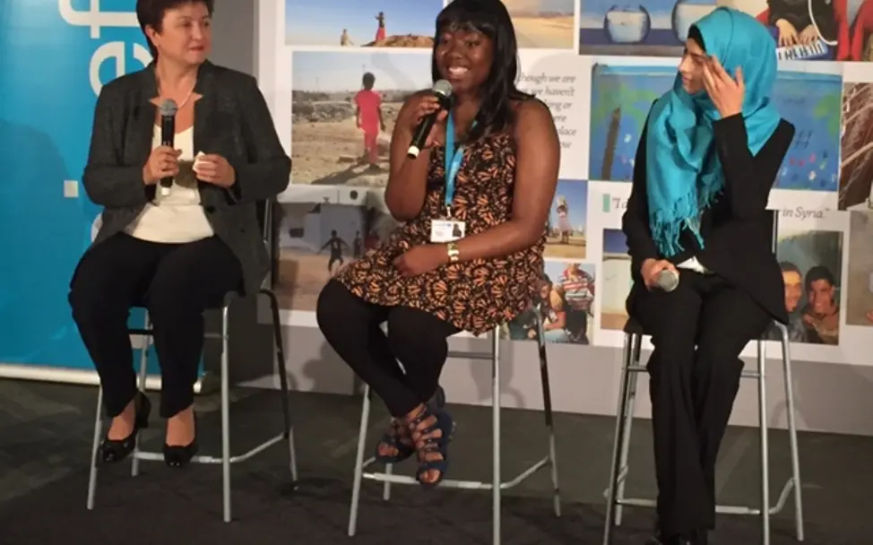 Intensive Gespräche im Rahmen der Weltgipfel zu Flucht und Migration. | © UNICEF DT/ Christian Schneider Intensive Gespräche im Rahmen der Weltgipfel zu Flucht und Migration.