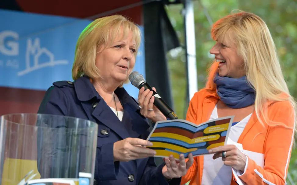 Weltkindertag 2016: Hannelore Kraft stellt sich den Fragen der Kinder | © UNICEF/Hyou Vielz Weltkindertag 2016: Hannelore Kraft stellt sich den Fragen der Kinder