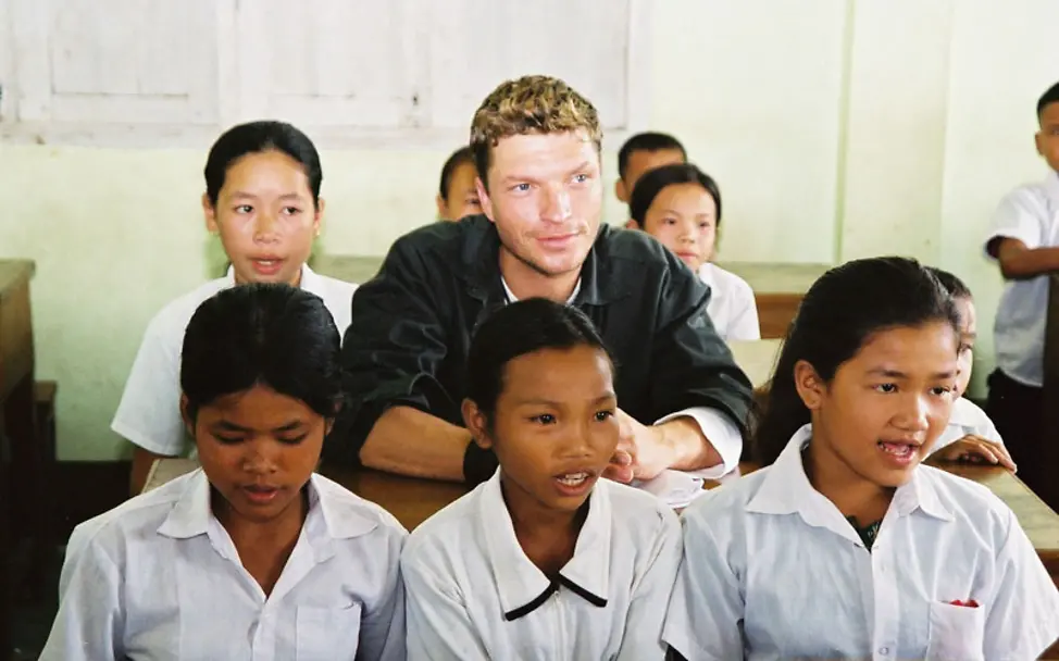 Hardy Krüger Jr. sitzt noch einmal auf der Schulbank