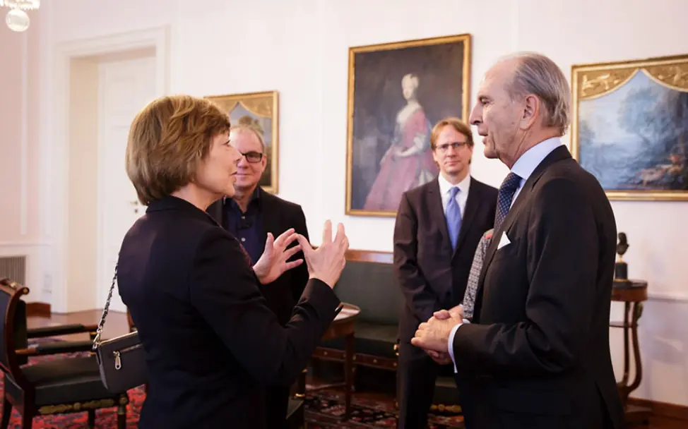 Neujahrsgespräch: Anregende Diskussionen in Berlin | © Bundesregierung/Steins Gespäche vor dem Neujahrsgespräch in Berlin