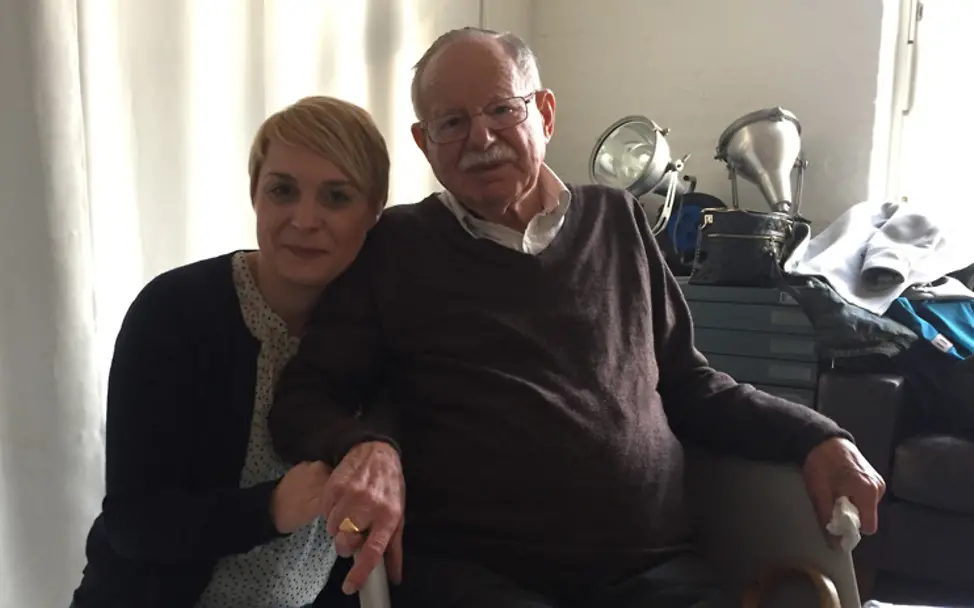 Harry Jacobi und UNICEF-Mitarbeiterin Jenifer | © UNICEF DT/Jenifer Stolz Harry Jacobi und UNICEF-Mitarbeiterin Jenifer