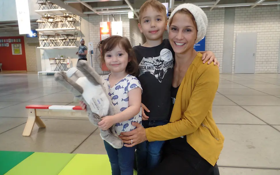 Strahlende Gesichter nach dem Purzelbaum | © UNICEF Strahlende Gesichter nach dem Purzelbaum | © UNICEF