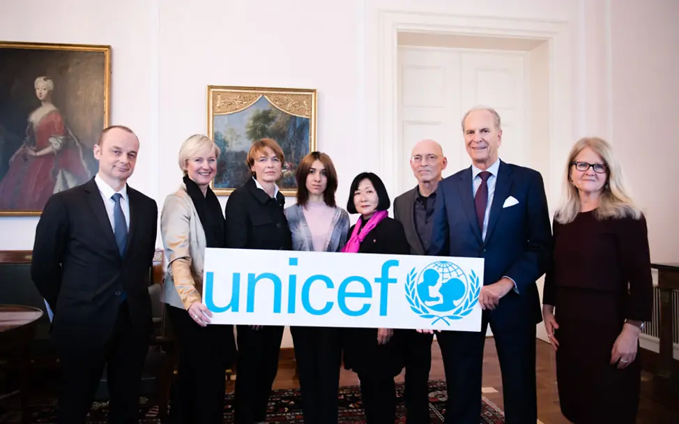 Teilnehmer des Neujahrsgesprächs im Schloss Bellevue | © Bundesregierung/Felix Zahn UNICEF-Neujahrsgespräch: Teilnehmer im Schloss Bellevue
