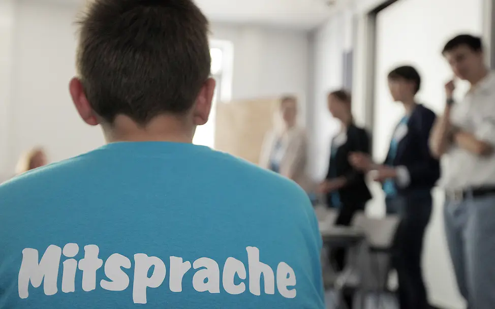 Mitsprache von Kindern und Jugendlichen in der Politik ist wichtig! | Fabian Klindt UNI.DT2013-32385