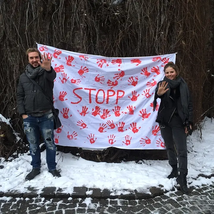 2018-02-12_Red Hand Had_UNICEF JT München1