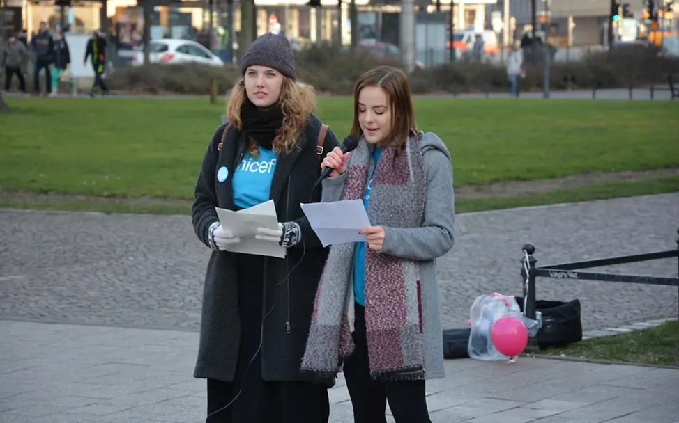 Juniorteam Leipzig beim One Billion Rising