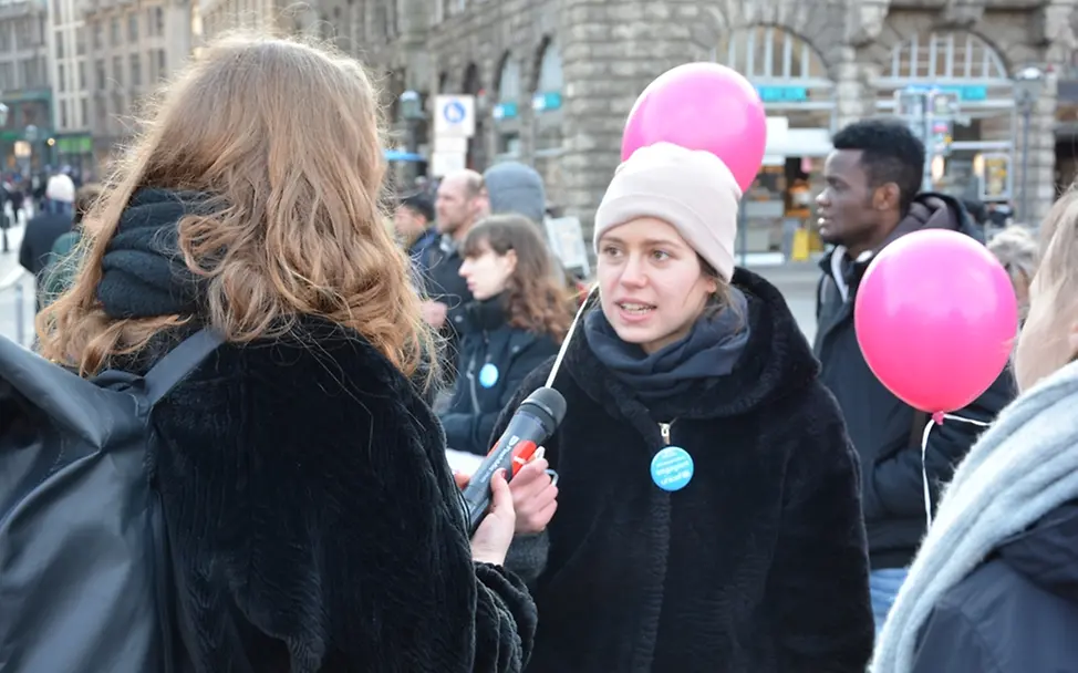 Juniorteam Leipzig beim One Billion Rising