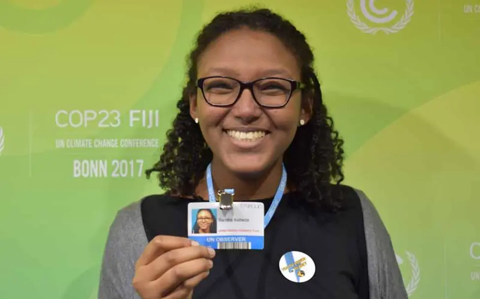 Sandra vertrat UNICEF Youth in Bonn | © privat Wählerisch: Sandra zeigt stolz ihren Besucherausweis