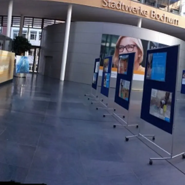 UNICEF Ausstellung im Atrium der Stadtwerke Bochum © UNICEF Bochum UNICEF Ausstellung im Atrium der Stadtwerke Bochum © UNICEF Bochum