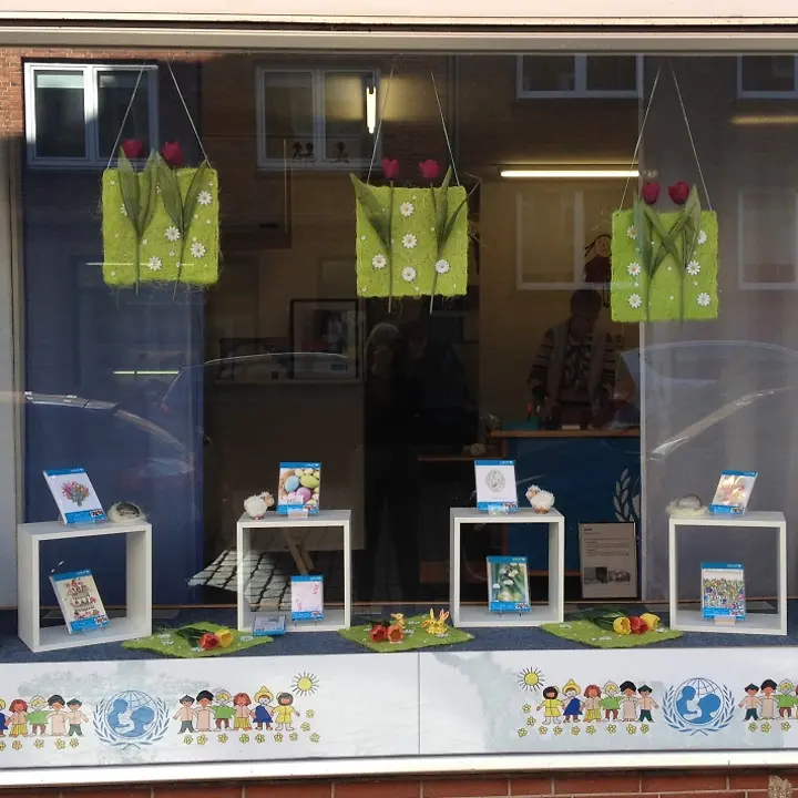 Schaufenster im Frühjahr © Burmeister