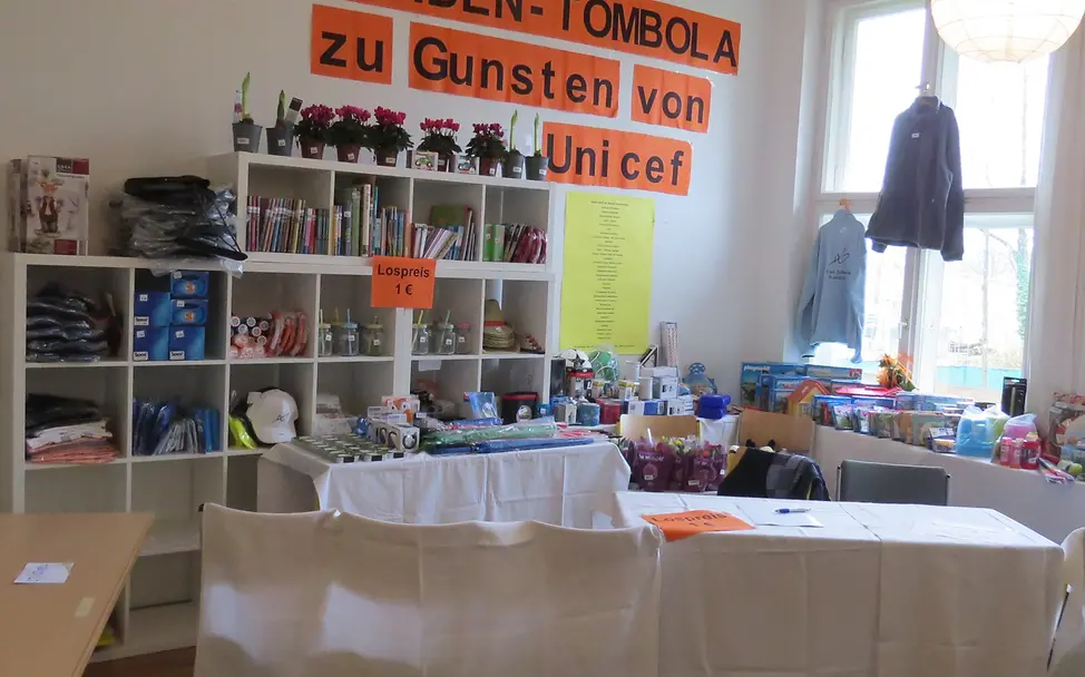 201810410_scheckuebergabe_3