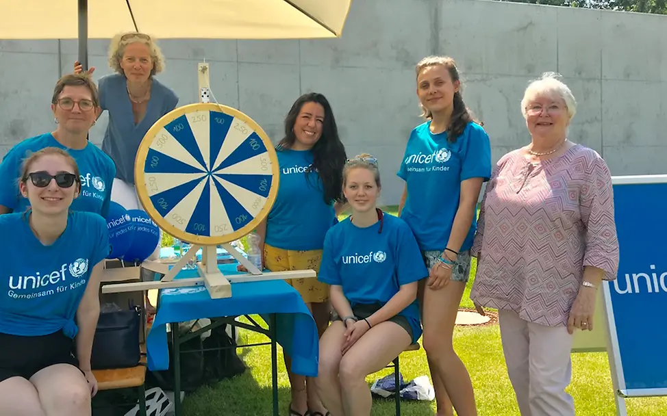 Ehrenamtliche von UNICEF Potsdam | © UNICEF Potsdam/2018/Schrödelsecker