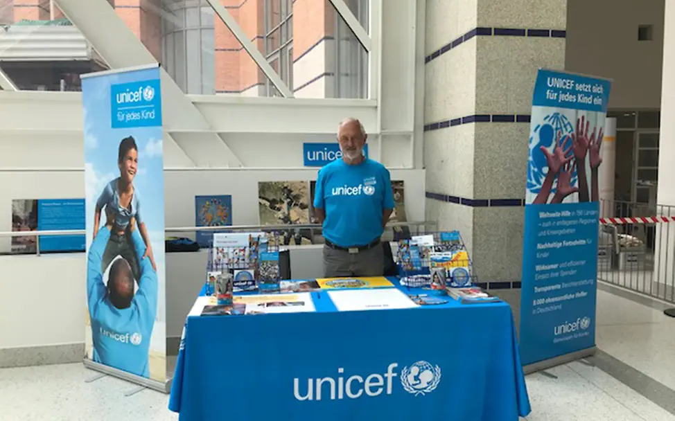 UNICEF-Stand auf dem HumanistenTag2018 in Nürnberg UNICEF-Stand auf dem HumanistenTag2018 in Nürnberg
