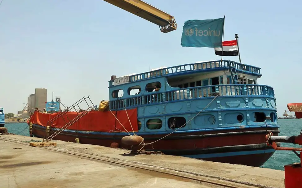 Hudaida ist der wichtigste Hafen für ankommende UNICEF-Hilfslieferungen. | © UNICEF/Ayyashi UNICEF-Hilfslieferungen erreichen über Hudaida die Kinder im Jemen.