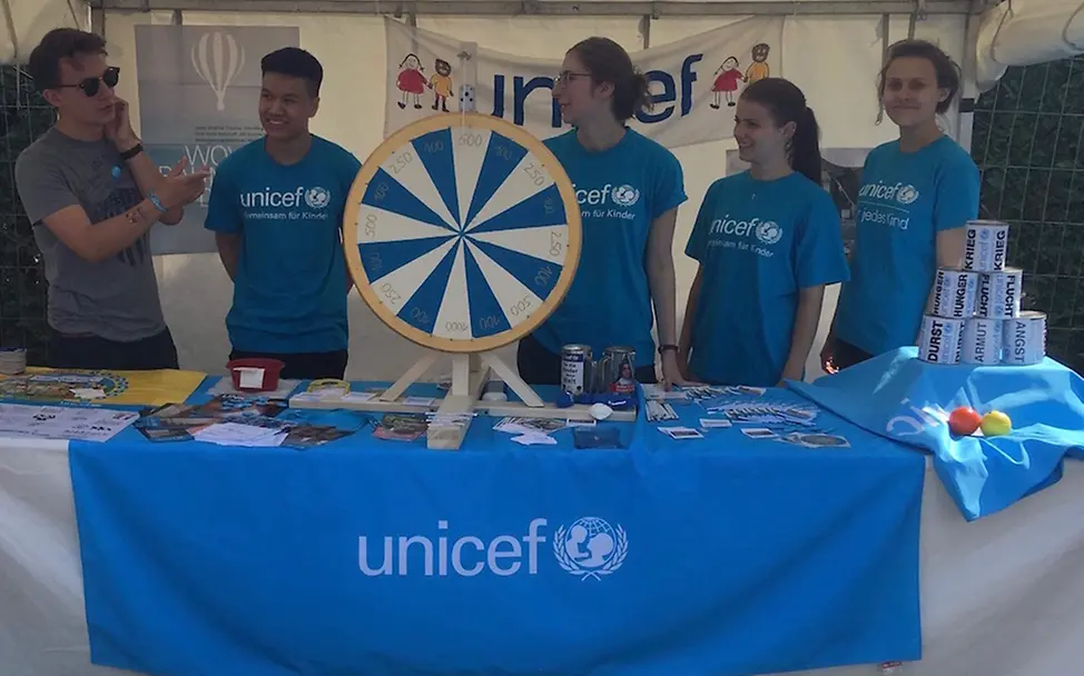 Team von UNICEF Potsdam beim Stadtwerkefest |© UNICEF Potsdam/Metzger 