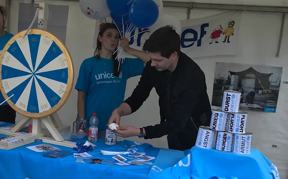 UNICEF Stand beim Stadtwerkefest |© UNICEF Potsdam/Schrödelsecker 