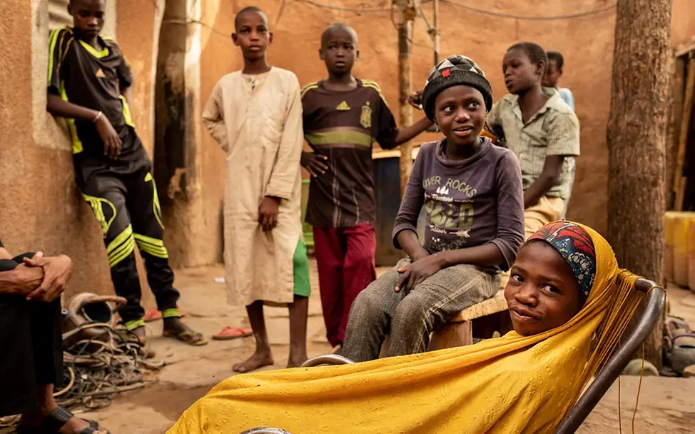 Unbegleitete Kinder warten darauf, wieder zu ihren Familien zurückzukönnen. | © UNICEF/Gilbertson VII Photo Unbegleitete Kinder warten darauf, wieder zu ihren Familien zurückzukönnen.