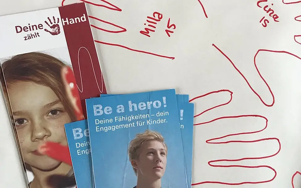 Red-Hand-Aktion an der Voltaire-Gesamtschule | © UNICEF Potsdam/2019/Schrödelsecker