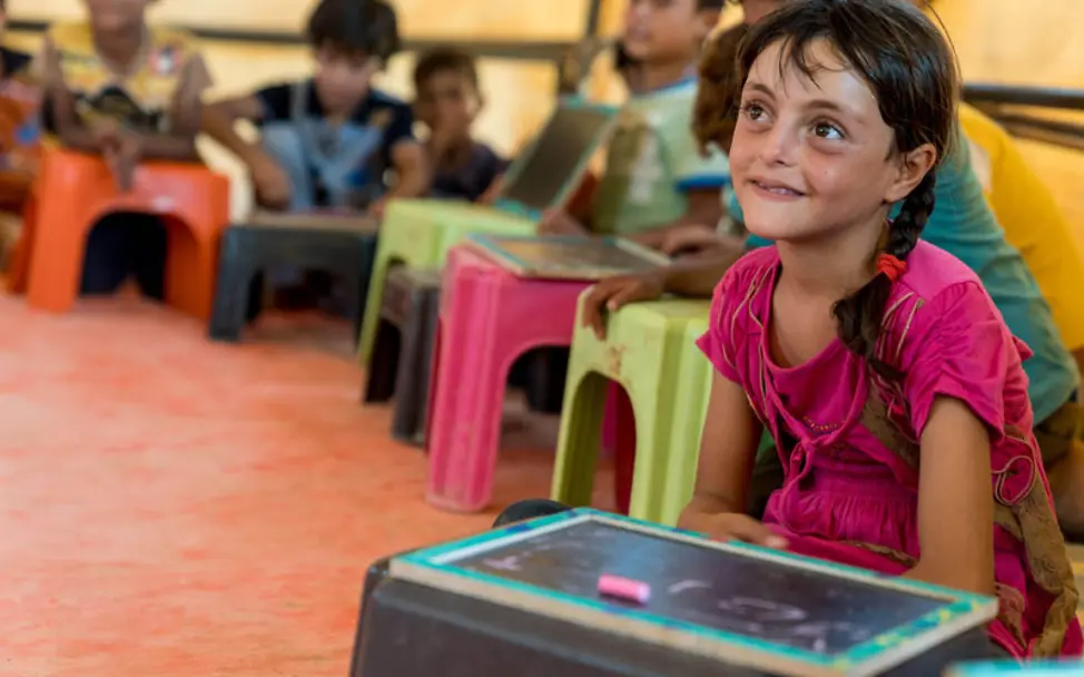 Zahra aus Syrien im Unterricht in einem Makani in Jordanien | © UNICEF Herwig Jordanien: Zahra aus Syrien in einem Makani