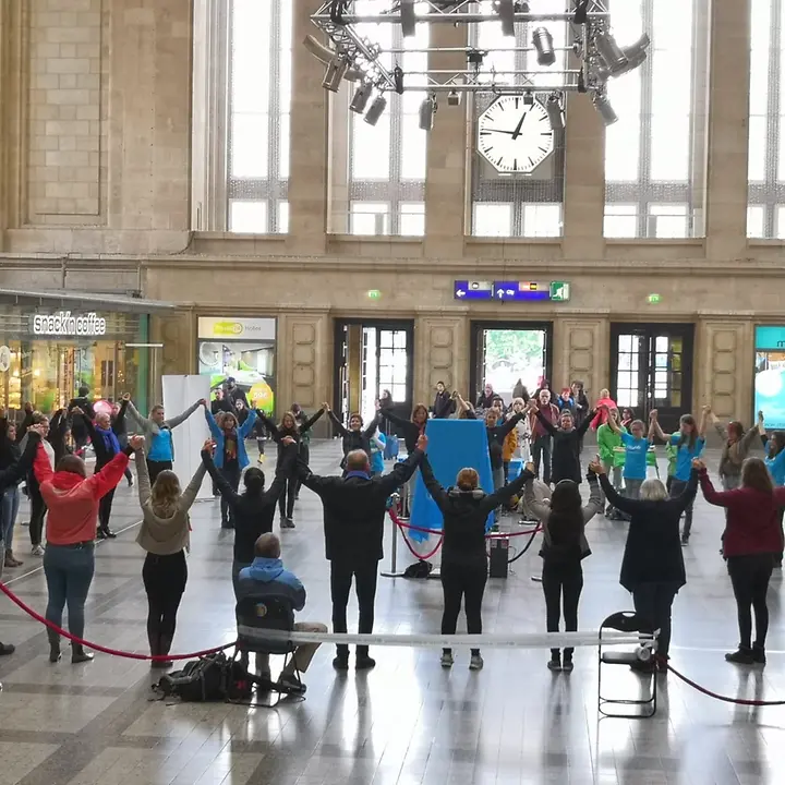 60658772_1288634424637144_3022712611859857408_n