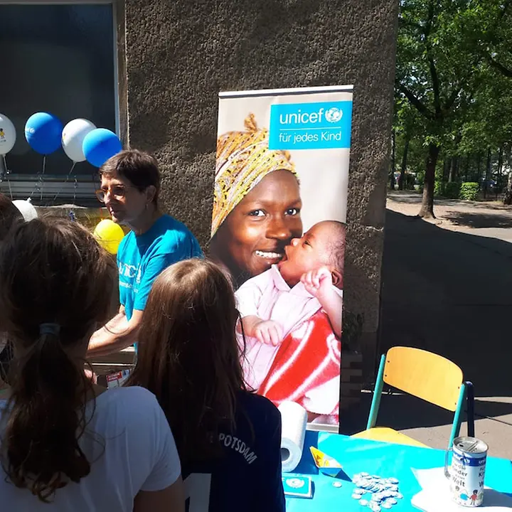 UNICEF-Spendenlauf Waldstadt Grundschule | © UNICEF Potsdam/Krakkai UNICEF-Spendenlauf Waldstadt Grundschule | © UNICEF Potsdam/Krakkai