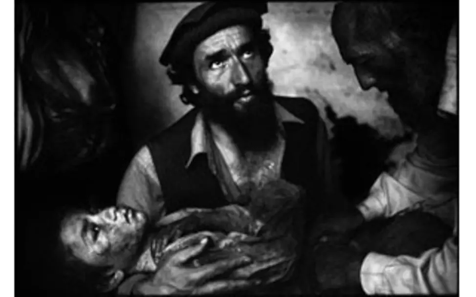 3. Preis: Kollateralschaden | © Balazs Gardi, Ungarn 3. Preis Foto des Jahres 2008: Kollateralschaden