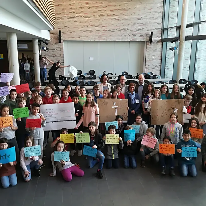 Scheckübergabe alle