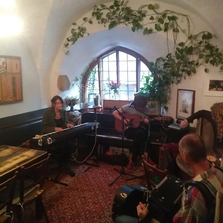 PHOTO-2019-10-13-14-28-42