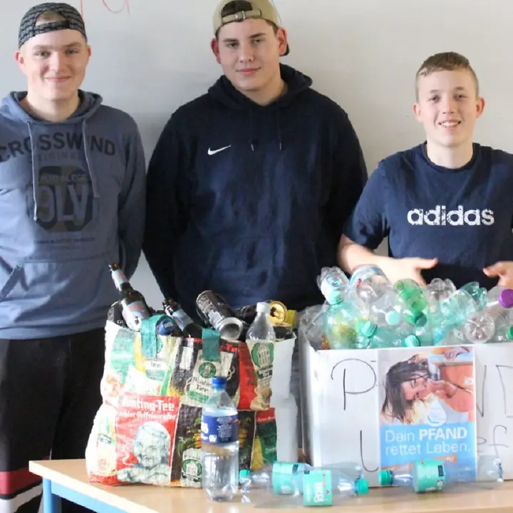 Pfandaktion © H.H. Schule Bremerhaven Pfandaktion © H.H. Schule Bremerhaven