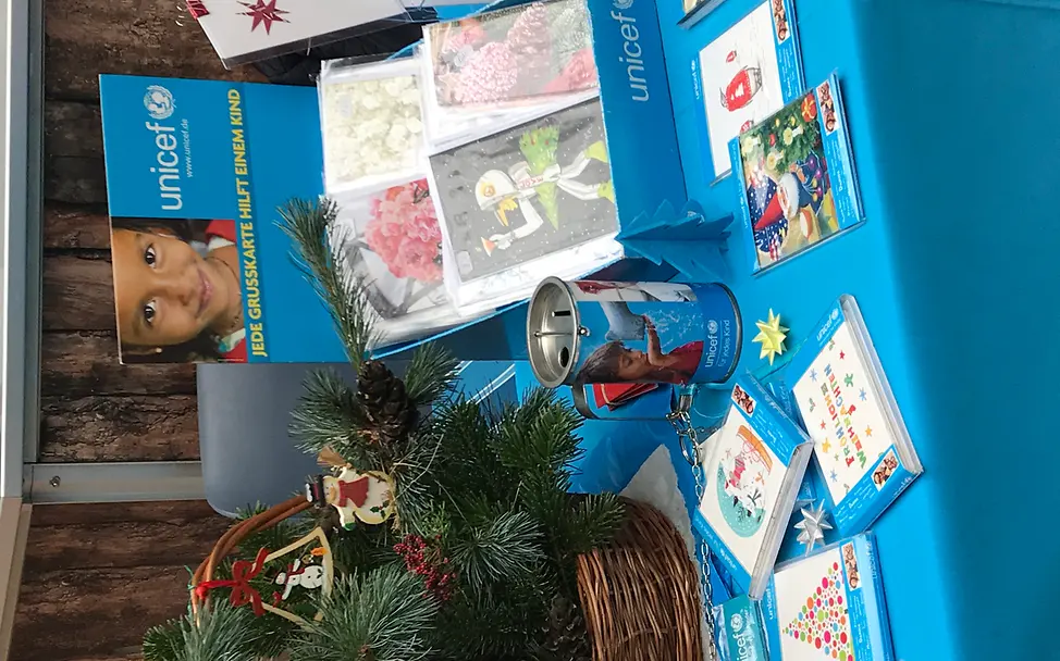 Grußkartenverkauf Oderturm | © UNICEF Frankfurt (Oder)