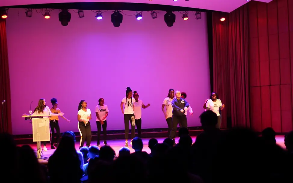 Kinderrechtetanz von Centre Talma © UNICEF-AG Berlin Kinderrechtetanz von Centre Talma © UNICEF-AG Berlin