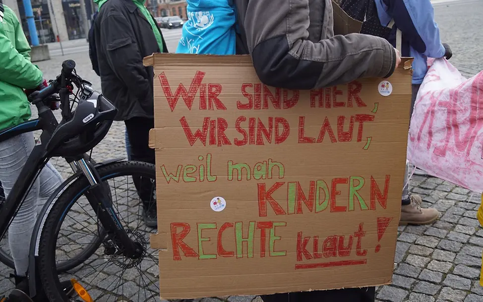 Demo_Kindersoldaten_Mrz20_06