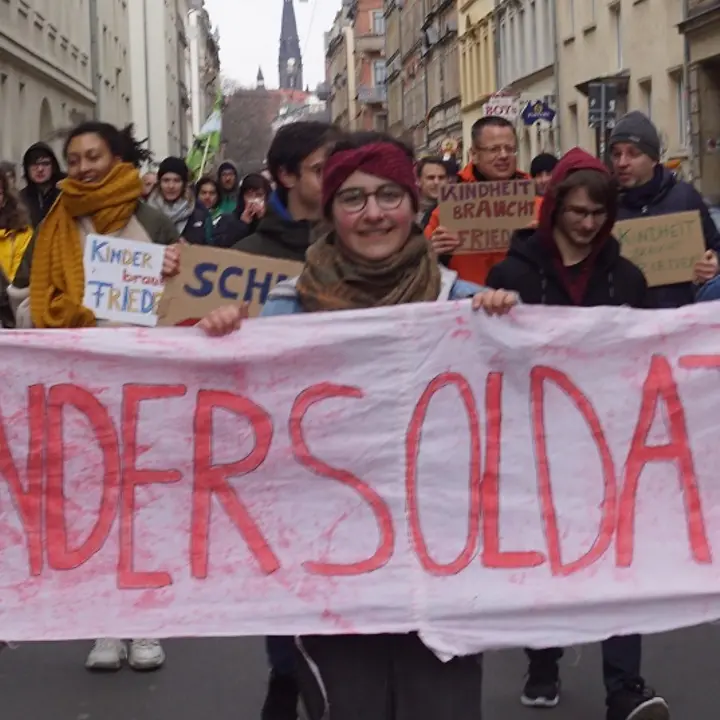 Demo_Kindersoldaten_Mrz20_Beitrag