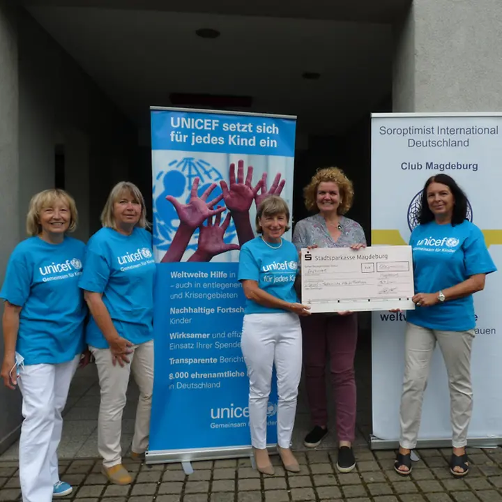 Scheckübergabe Soroptimist International Deutschland an Unicef Scheckübergabe Soroptimist International Deutschland an Unicef
