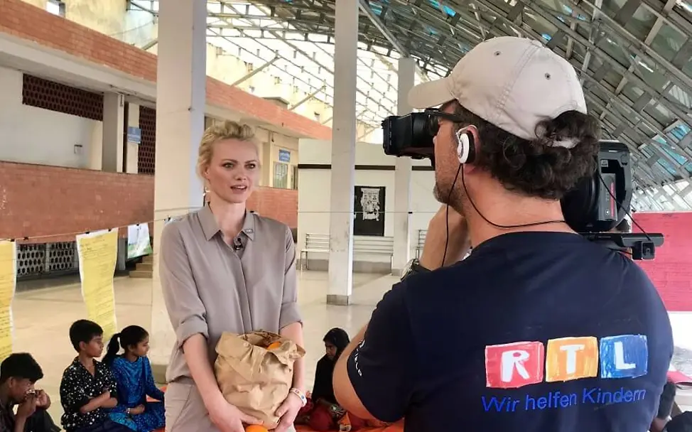 Stiftung RTL: Franziska Knuppe besucht ein Kinderschutzzentrum in Bangladesch.