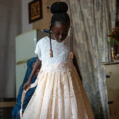 Soryia aus dem Niger freut sich wieder in die Schule gehen zu dürfen. | © UNICEF/Haro Soryia aus dem Niger freut sich wieder in die Schule gehen zu dürfen.