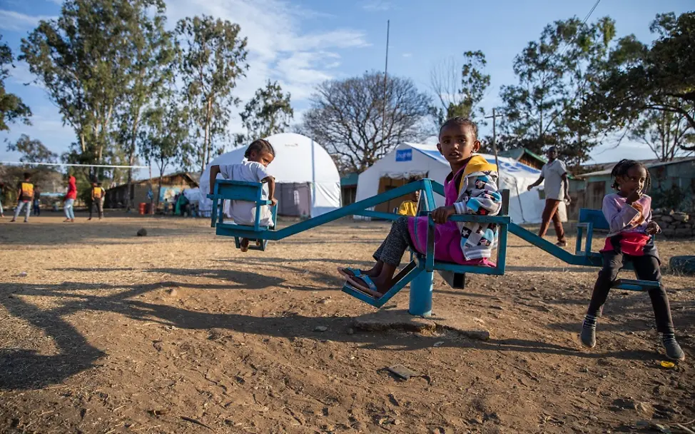 Tigray: Kinder spielen neben UNICEF-Einrichtungen in Tigray. 