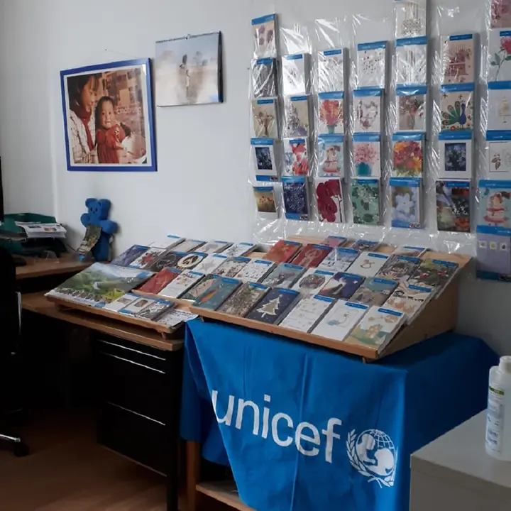 Grußkarten im Büro der AG Nürnberg