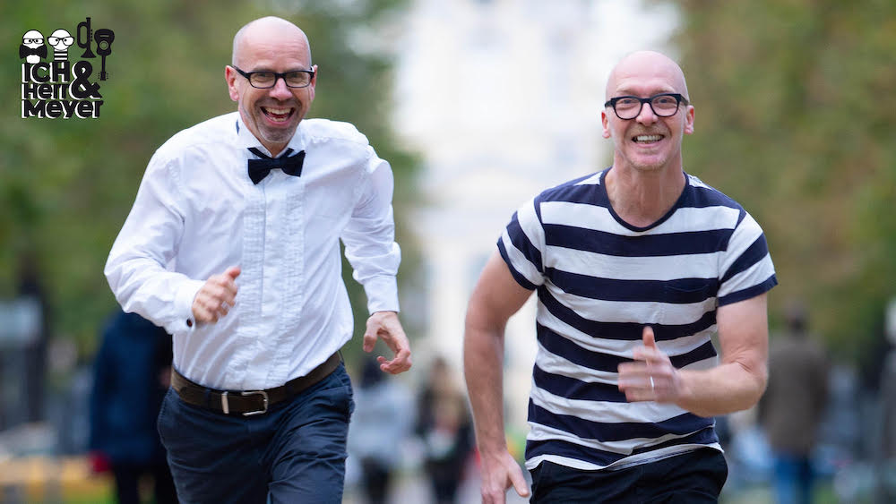 Jens Brix (HERR MEYER) und Christoph Clemens (ICH) © ICH UND HERR MEYER Jens Brix (HERR MEYER) und Christoph Clemens (ICH) © ICH UND HERR MEYER