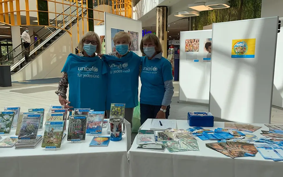 d6f37a27-1986-49bd-8109-1612aa37863c