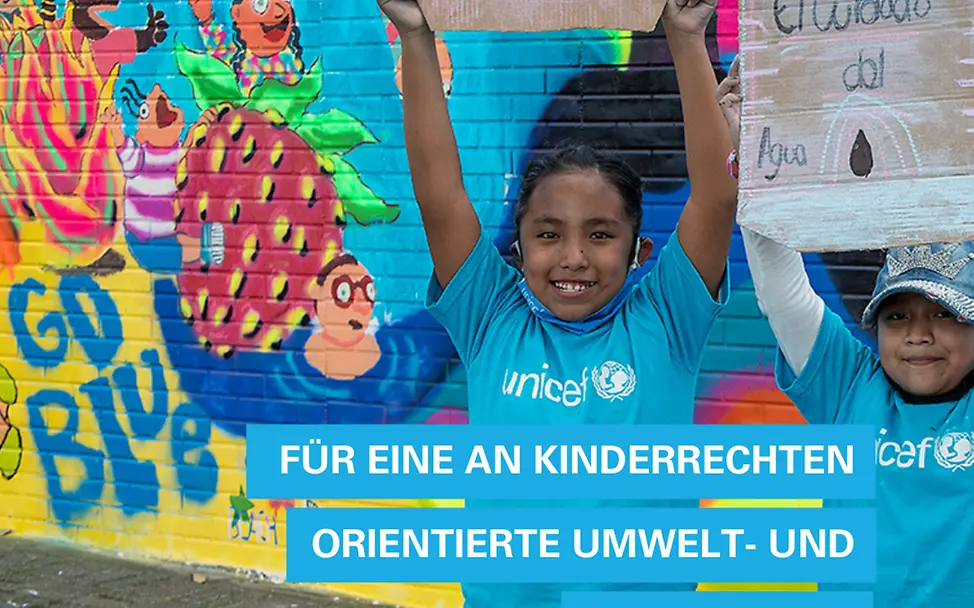 Turntheworldblue_Sharepic_6