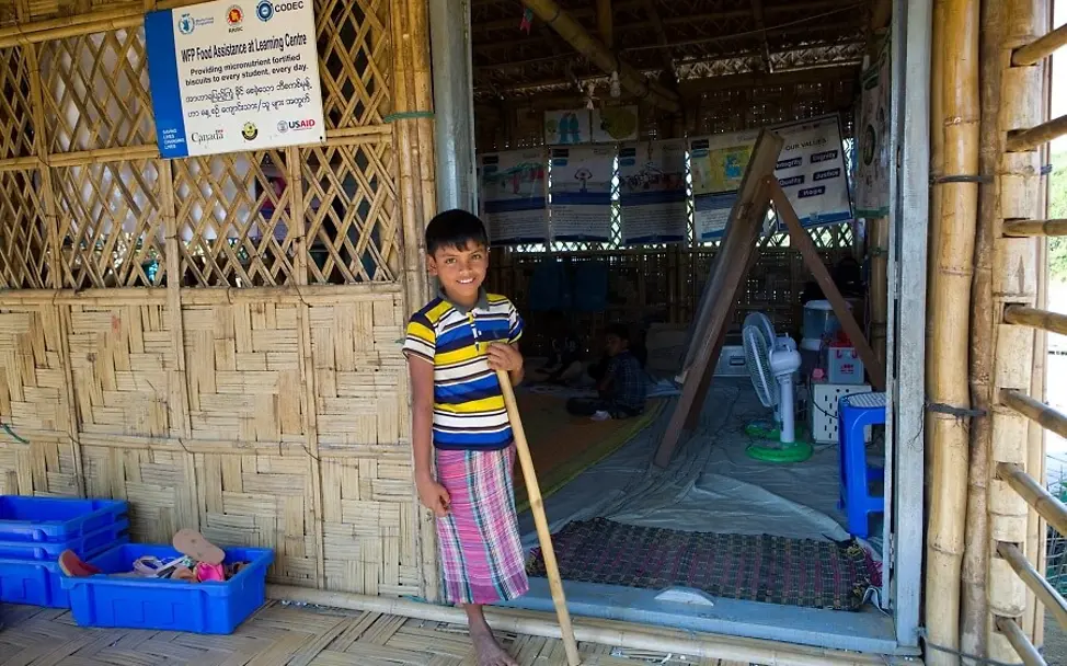 Nach einer Schusswunde musste Zubair sein linkes Bein amoutiert werden. | ©UNICEF Nach einer Schusswunde musste Zubair sein linkes Bein amoutiert werden.