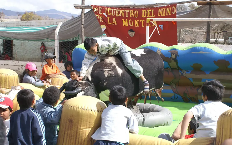 Highlight beim Kinderfest in Argentinien: Rodeoreiten. | UNICEF Blog
